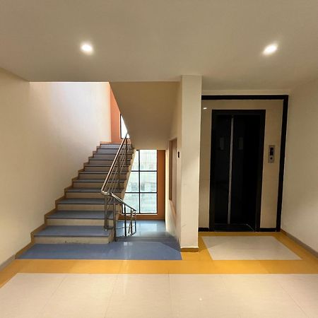 Hotel Avenue Plaza Mundra المظهر الخارجي الصورة